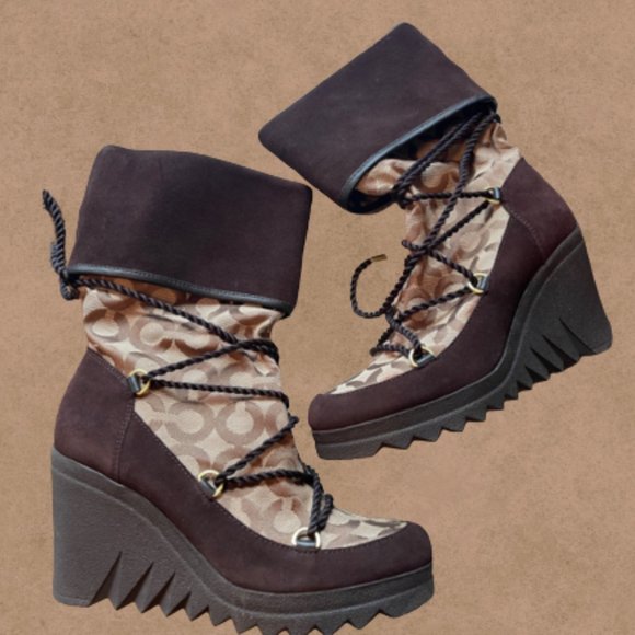 Coach - Vintage Monogram Lace Winter Boots - Picture 1 of 1